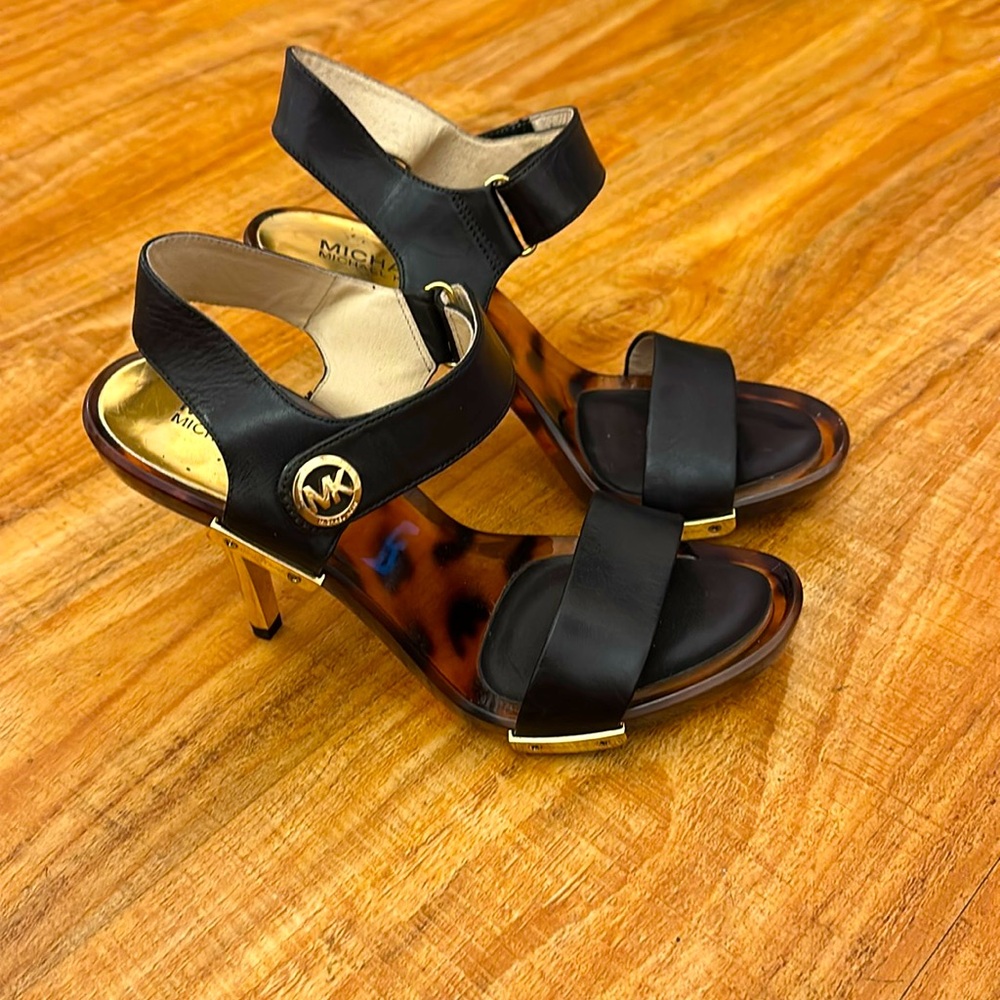 Cushioned, glass, leopard heels